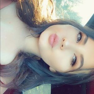 Meet your Posher, Alejandra